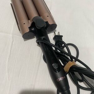GEM Triple Barrel Waver in Metallic Rose Gold
